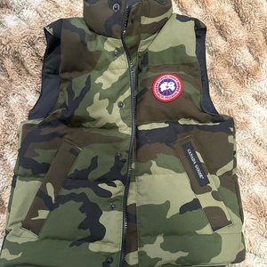 Canada Goose Camo Vest (Child)